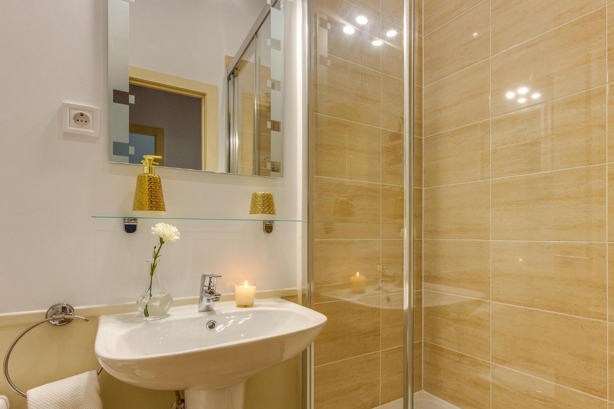 Amplias Habitaciones En El Corazon De Madrid - Plaza De Espana Екстериор снимка